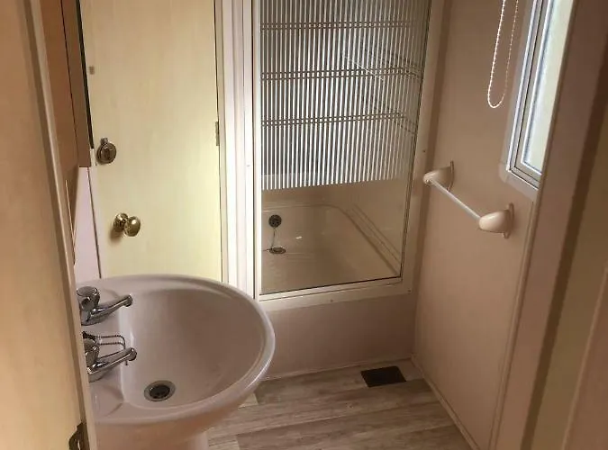 Angerhof Bischdorf * Bischdorf (Brandenburg)